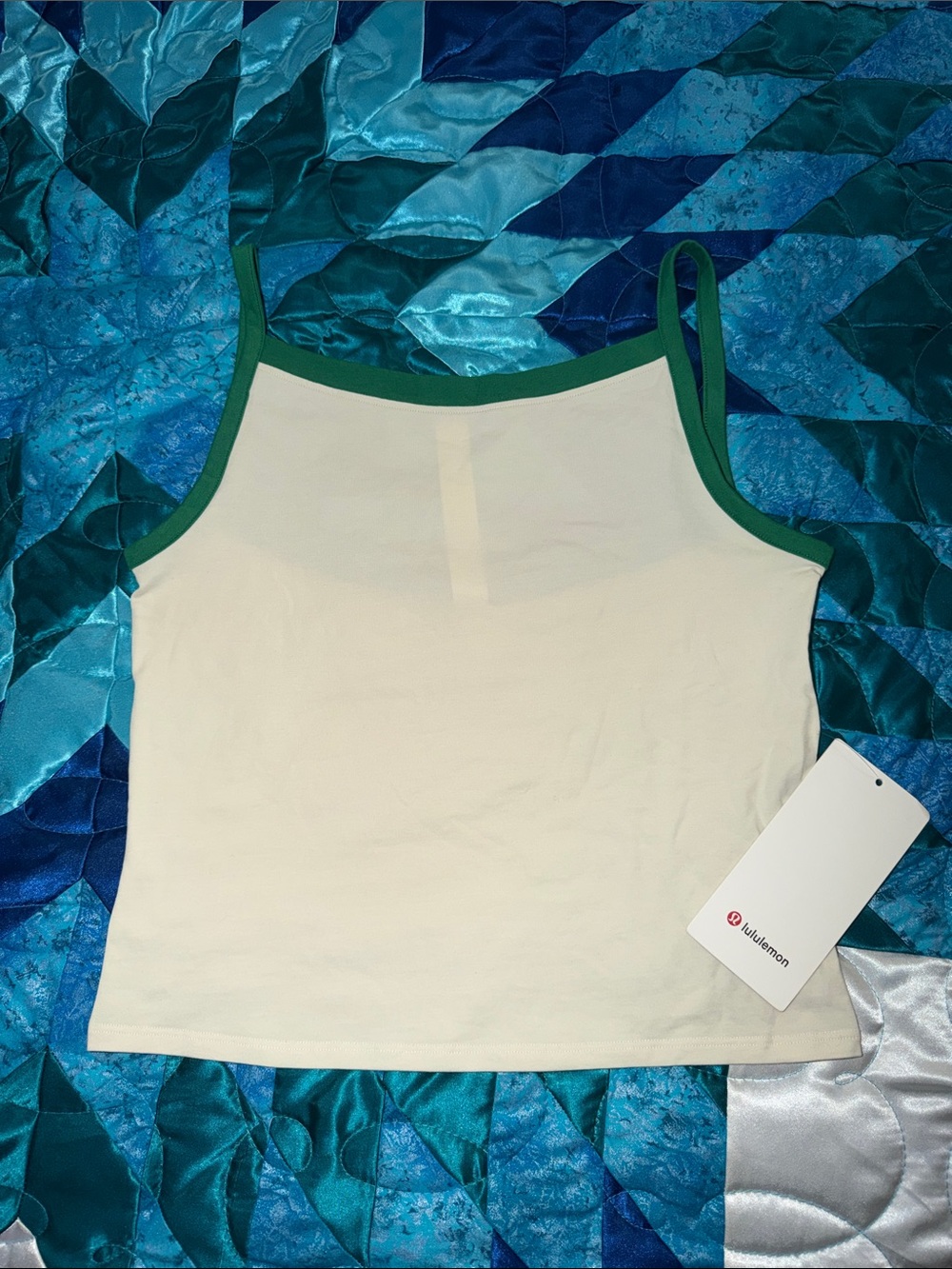 ORGANIC COTTON HIGH-NECK RINGER TANK.